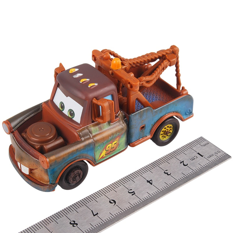 Disney Pixar Cars 2 3 Rayo McQueen Mater Jackson Storm Ramirez 1:55 vehículo fundido a presión aleación de Metal niño chico juguetes regalo de Navidad