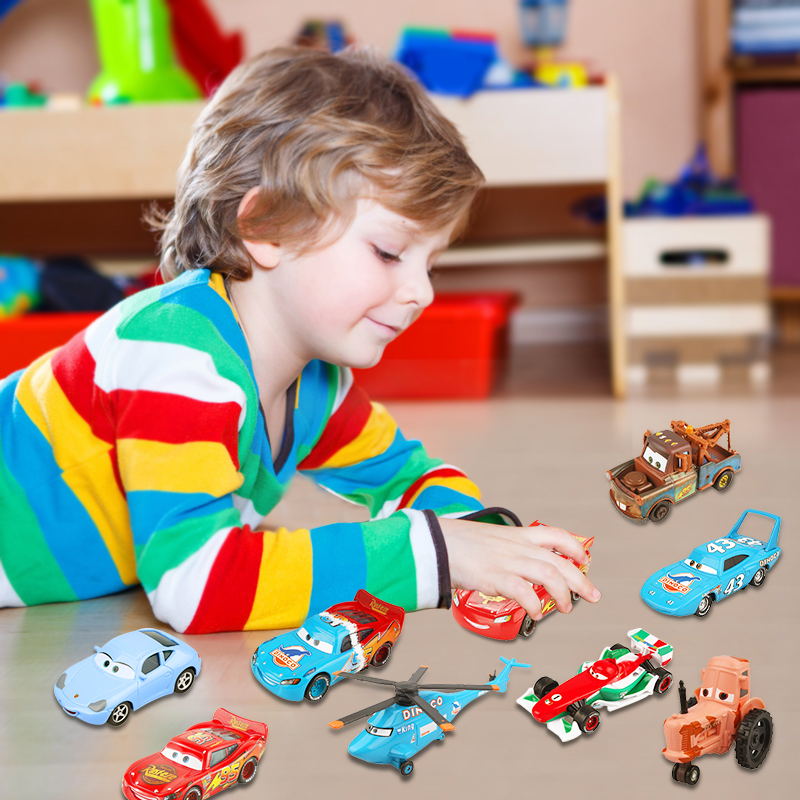 Disney Pixar Cars 2 3 Lightning McQueen Mater Jackson Storm Ramirez 1:55 véhicule moulé sous pression en alliage métallique garçon enfant jouets cadeau de noël