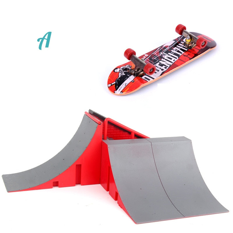 1pc Mini Skateboard jouet Skate Park pour TechDeck touche planche à roulettes rampes touche ultime parc planche d'entraînement