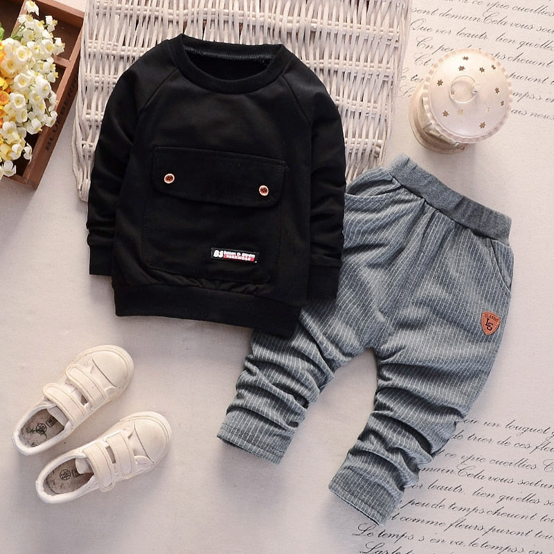 PatPat 2020 nuevo conjunto de sudadera y pantalones con bolsillo frontal de otoño e invierno para niños pequeños conjuntos de ropa para bebés y niños