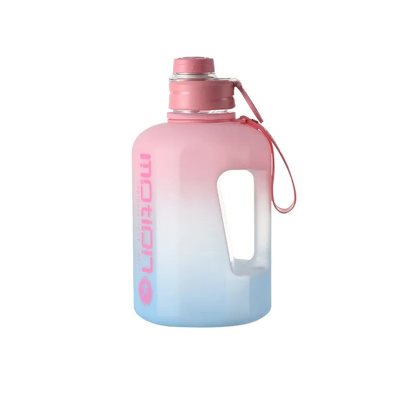 Botella de agua deportiva de gran capacidad de 2,4l, hervidor de Fitness para exteriores, taza de agua de plástico con gradiente, barril portátil de gran tonelada para estudiantes